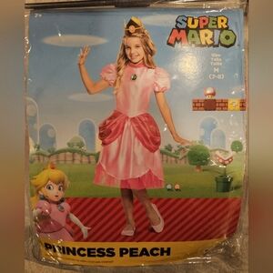 Super Mario Princess Peach Costume 👑
